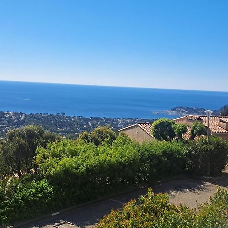 Location Vacance Vue Mer 4 A 6 Personnes Cavalaire-sur-Mer Ngoại thất bức ảnh